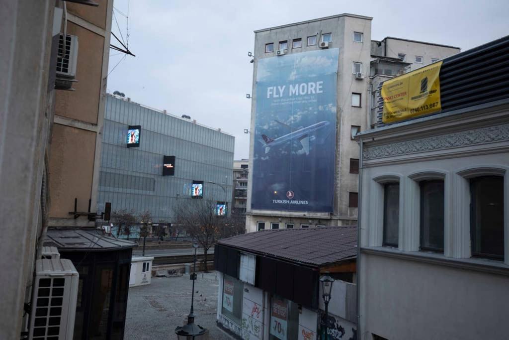 Blue Sky City Center Бухарест Екстер'єр фото